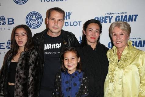 LOS ANGELES CA NOVEMBER 7 Amanda Fairey Shepard Fairey Guests at Photo Op For Hulu s Obey Giant at the The Theatre at Ace Hotel in Los Angeles California on November 7 2017 Copyright: xFayexSadoux