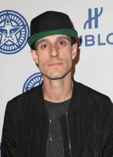 LOS ANGELES CA NOVEMBER 7 Frank Zummo at Photo Op For Hulu s Obey Giant at the The Theatre at Ace Hotel in Los Angeles California on November 7 2017 Copyright: xFayexSadoux