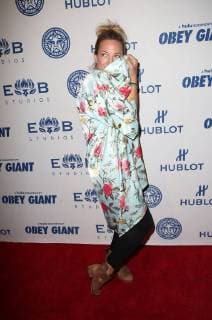 LOS ANGELES CA NOVEMBER 7 Zoe Bell at Photo Op For Hulu s Obey Giant at the The Theatre at Ace Hotel in Los Angeles California on November 7 2017 Copyright: xFayexSadoux