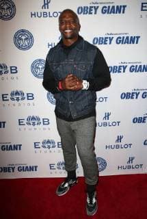 LOS ANGELES CA NOVEMBER 7 Terry Crews at Photo Op For Hulu s Obey Giant at the The Theatre at Ace Hotel in Los Angeles California on November 7 2017 Copyright: xFayexSadoux