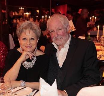 Dagmar Frederic, Dr. Klaus Lenk bei der Palazzo-Premiere Glanz und Gloria im Spiegelpalast in der Hertzallee Bahnhof Zoo Berlin.