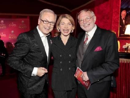 Hans-Juergen Schatz, Antje Rietz, Hans-Peter Wodarz bei der Palazzo-Premiere Glanz und Gloria im Spiegelpalast in der Hertzallee Bahnhof Zoo Berlin.