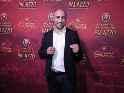 Arthur Abraham bei der Palazzo-Premiere Glanz und Gloria im Spiegelpalast in der Hertzallee Bahnhof Zoo Berlin.