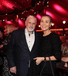 Joern Kubicki, Maren Otto bei der Palazzo-Premiere Glanz und Gloria im Spiegelpalast in der Hertzallee Bahnhof Zoo Berlin.