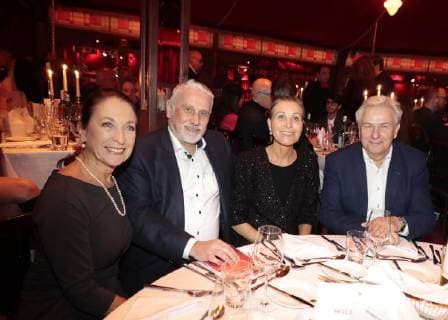 Daniela Ziegler, Joern Kubicki, Maren Otto, Klaus Wowereit bei der Palazzo-Premiere Glanz und Gloria im Spiegelpalast in der Hertzallee Bahnhof Zoo Berlin.