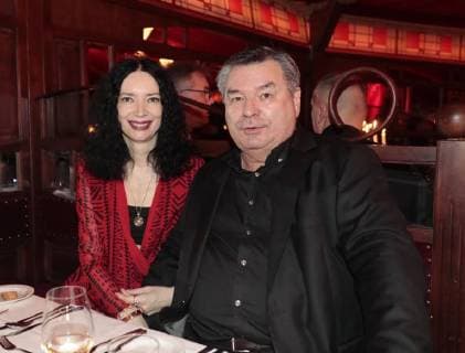 Petra Boellmann, Waldemar Hartmann bei der Palazzo-Premiere Glanz und Gloria im Spiegelpalast in der Hertzallee Bahnhof Zoo Berlin.