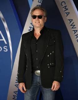 Terry McBride walks the red carpet as he arrives for the 51st Annual Country Music Association Awards on November 8, 2017 at the Bridgestone Arena in Nashville.  NAS20171108116 JOHNxSOMMERSxII