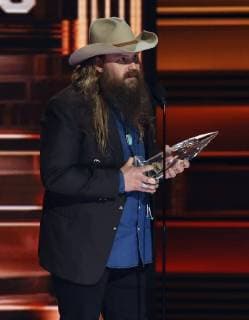 Chris Stapleton wins Male Vocalist of the Year at the 51st Annual Country Music Association Awards on November 8, 2017 at the Bridgestone Arena in Nashville.  NAS20171108326 JOHNxSOMMERSxII
