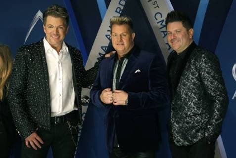 Rascal Flatts arrive for the 51st Annual Country Music Association Awards on November 8, 2017 at the Bridgestone Arena in Nashville.  NAS20171108333 JOHNxSOMMERSxII