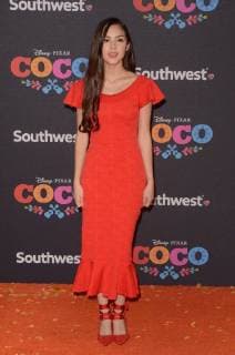 LOS ANGELES CA NOVEMBER 08 Olivia Rodrigo arriving at Disney Pixar s Coco premiere at El Capitan Theatre on November 8 2017 in Los Angeles California Copyright: xDavidxEdwardsx