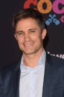 LOS ANGELES CA NOVEMBER 08 Gael Garcia Bernal arriving at Disney Pixar s Coco premiere at El Capitan Theatre on November 8 2017 in Los Angeles California Copyright: xDavidxEdwardsx