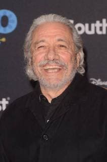 LOS ANGELES CA NOVEMBER 08 Edward James Olmos arriving at Disney Pixar s Coco premiere at El Capitan Theatre on November 8 2017 in Los Angeles California Copyright: xDavidxEdwardsx