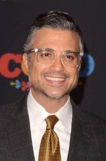 LOS ANGELES CA NOVEMBER 08 Jaime Camil arriving at Disney Pixar s Coco premiere at El Capitan Theatre on November 8 2017 in Los Angeles California Copyright: xDavidxEdwardsx