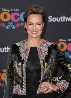 HOLLYWOOD CA NOVEMBER 8 Melora Hardin at The U S Premiere of Disney Pixar s Coco at the El Capitan Theatre in Hollywood California on November 8 2017 Copyright: xFayexSadoux