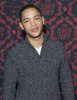 Search Party Staffelpremiere in New York USA: TBS premiere season 2 Search Jeremy Carver attends season 2 premiere of Search Party at Public New York New York United States Public  LevxRadin