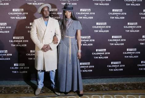 Bilder des Tages Sean Diddy Combs and Naomi Campbell arrive on the red carpet at The Pirelli 2018 Calendar by Tim Walker Press Conference on November 10, 2017 in New York City. The Pirelli 2018 Calendar was shot by iconic photographer Tim Walker through the fantastical lense of Lewis Carroll s Alice s Adventures in Wonderland.  NYP20171110125 JOHNxANGELILLO