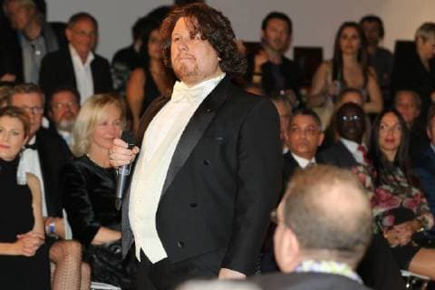 10.11.2017 Frankfurt am Main, Fraport-Arena FRANKfurtstyleaward Gala Talent-Contest Fashion and Design Pavarotti Meisterschüler Tenor S. Deniz (Senozhur) Leone