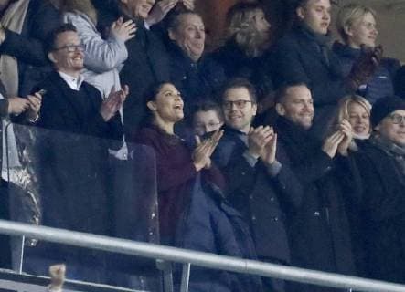 Crown Prince Crown Prince Victoria and Prince Daniel sat on the VIP stands Swedish national team in football, World Cup playoff between Sweden-Italy 1-0, Friends Arena, Stockholm, 2017-11-10 Victoria de Suede;Daniel Westling Stockholm Sweden  560484