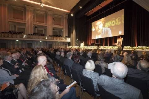 Kulturpreis Deutsche Sprache 2017 Zahlreiche Gäste aus Politik und Kultur waren zur Verleihung in die Stadthalle in Kassel gekommen. - Der Kulturpreis Deutsche Sprache 2017 wurde am 11.11.2017 im Kongresspalais in Kassel verliehen. Kassel Hessen Deutschland Kongresspalais