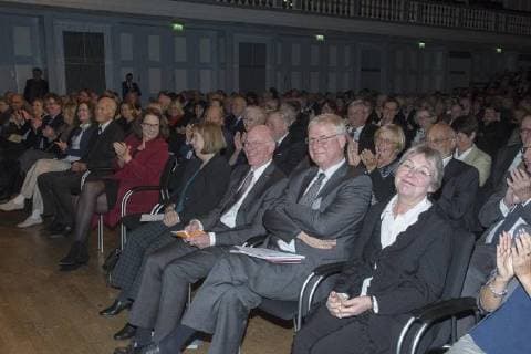 Kulturpreis Deutsche Sprache 2017 Zahlreiche Gäste aus Politik und Kultur waren zur Verleihung in die Stadthalle in Kassel gekommen - Der Kulturpreis Deutsche Sprache 2017 wurde am 11.11.2017 im Kongresspalais in Kassel verliehen. Kassel Hessen Deutschland Kongresspalais