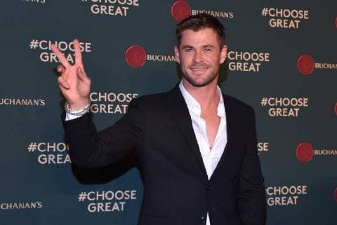 November 11, 2017 - Mexico City, Mexico, Mexico - Actor Chris Hemsworth attends at red carpet to promote the Buchanan s Whiskey at Foto Museo Cuatro Caminos on November 12, 2017 in Mexico City, Mexico Mexico City Mexico  - ZUMAn230 20171111_zaa_n230_716 Copyright: xCarlosxTischlerx