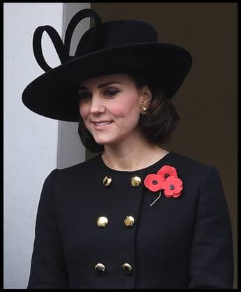 . 12 11 2017. London, United Kingdom. HM The Queen Elizabeth II- Remembrance Sunday. Duchess of Cambridge joins HM The Queen Elizabeth II for Remembrance Sunday at the Cenotaph, London.  xAndrewxParsonsx xi-Imagesx IIM-16363-0084