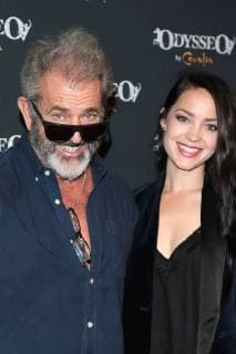 Mel Gibson und seine Freundin Rosalind Ross bei der Cavalia Odysseo Pferdeshow Premiere am 11.11.2017 in Camarillo Cavalia Odysseo Celebrity Premiere in Camarillo, 2017