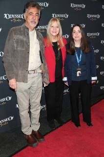 Joe Mantegna und seine Ehefrau Arlene Vrhel und Tochter Mia Mantegna bei der Cavalia Odysseo Pferdeshow Premiere am 11.11.2017 in Camarillo Cavalia Odysseo Celebrity Premiere in Camarillo, 2017