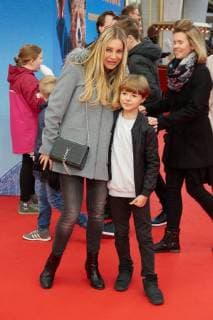Xenia Seeberg und Sohn Philipp-Elias - Deutschlandpremiere von PADDINGTON 2 in Berlin am 12.11.2017. Premiere PADDINGTON 2