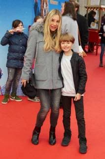 Xenia Seeberg und Sohn Philipp-Elias - Deutschlandpremiere von PADDINGTON 2 in Berlin am 12.11.2017. Premiere PADDINGTON 2