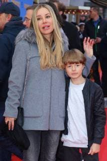Xenia Seeberg + Sohn Philip-Elias bei der Filmpremiere - Paddington 2 - im Kino Zoo Palast, Zoopalast, in der Hardenbergstrasse 29A, Berlin Copyright imago stock&people GmbH Tinkeres Datum: 12.11.2017 Film Paddington 2