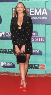 British singer Ella Eyre attends the red carpet arrivals of MTV European Music Awards at the SSE Arena in London on November 12, 2017.  LON20171112109a RUNExHELLESTAD