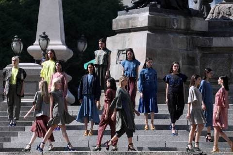 November 12, 2017 - EUM20171112ESP13.JPG.CIUDAD DE MEXICO Fashion WeekSemana Moda-Mercedes Benz.- Aspectos generales de Mercedes Benz Fashion Week con la coleccion de primavera de Francisco Cancino director creativo de Yakampot Foto: Agencia EL UNIVERSALBerenice FregosoMAVC  - ZUMAu78_ 20171112_zaf_u78_035 Copyright: xElxUniversalx