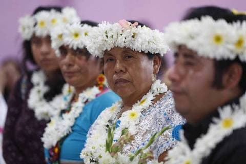 November 12, 2017 - EUM20171112POL04.JPG.AMATLÃN DE LOS REYES, Ver., Elections Elecciones-Candidata.- Maria de Jesus Patricio Martinez, Marichuy , aspirante a candidata presidencial para las elecciones de 2018, realiza una gira en la comunidad de Amatlan de los Reyes, Veracruz, este 12 de noviembre de 2017. Foto: Agencia EL UNIVERSAL AFBV  - ZUMAu78_ 20171112_zaf_u78_047 Copyright: xLuisxCortesx