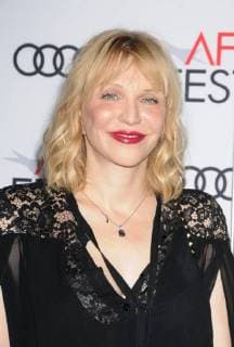 November 12, 2017 - Los Angeles, California, United States - November 12h 2017 - Los Angeles, California USA - Actress COURTNEY LOVE at The AFI Fest 2017 Premiere The Disaster Artist presented by Audi held at the TCL Chinese Theater, Hollywood, Los Angeles CA. Los Angeles United States - ZUMAf05_ 20171112_zaf_f05_026 Copyright: xPaulxFentonx