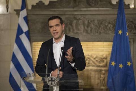 Bilder des Tages (171113) -- ATHENS, Nov. 13, 2017 -- Greek Prime Minister Alexis Tsipras speaks during a televised address in Athens, Capital of Greece, on Nov. 13, 2017. The Greek government will distribute one-off welfare benefits totaling 1.4 billion euros (1.6 billion U.S. dollars) to more than 3.4 million citizens this December, Greek Prime Minister Alexis Tsipras said on Monday in a televised address. Andrea Bonetti) GREECE-ATHENS-PM-WELFARE BENEFITS AntreaxBonetti 