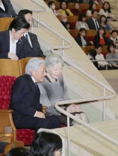 Emperor and empress at piano concert Pianist Nobuyuki Tsujii plays at a concert attended by Emperor Akihito and Empress Michiko at a concert hall in Tokyo on Nov. 13, 2017. (Pool photo) 