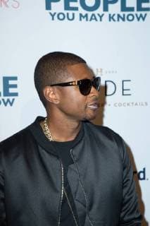 Usher Raymond IV attends the premiere of The Orchard s People You May Know at the Pacific Theatres The Grove on November 13, 2017 in Los Angeles, California USA 2017 The premiere of The Orchard s People You May Know at the Pacific Theatres The Grove in Los Angeles, California  Copyright: xMSUxStudiox