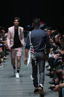 Models present creations of the Mexican designer Galo Bertin, from the collection Spring Summer 2018, during Mexico s Fashion Week, held from 12 to 17 November 2017, in Mexico City, Mexico, 14 November 2017. Mexico s Fashion Week !ACHTUNG: NUR REDAKTIONELLE NUTZUNG!  Copyright: xMarioxGuzmánx MEX40 20171115-636463240855784962