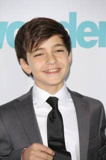 Bryce Gheisar at the Premiere of Lionsgate s Wonder held at the Regency Village Theatre in Westwood, CA, November 11, 2017.  Copyright: xJosephxMartinezx 33477_057JM