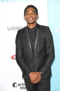 Nadji Jeter at the Premiere of Lionsgate s Wonder held at the Regency Village Theatre in Westwood, CA, November 11, 2017.  Copyright: xJosephxMartinezx 33477_063JM