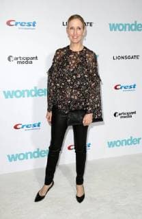 WESTWOOD CA NOVEMBER 14 Janel Moloney at Premiere Of Lionsgate s Wonder on November 14 2017 at the Regency Village Theatre in Westwood California Copyright: xFayexSadoux