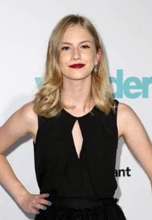 WESTWOOD CA NOVEMBER 14 Erika McKitrick at Premiere Of Lionsgate s Wonder on November 14 2017 at the Regency Village Theatre in Westwood California Copyright: xFayexSadoux