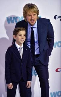 Owen Wilson (R) and Jacob Tremblay arrive for the premiere of Wonder at the Regency Village Theatre in Los Angeles on November 14, 2017.  LAP2017111407 CHRISTINExCHEW