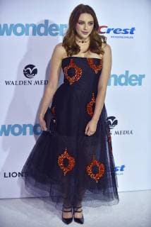 Danielle Rose Russell arrives for the premiere of Wonder at the Regency Village Theatre in Los Angeles on November 14, 2017.  LAP2017111439 CHRISTINExCHEW