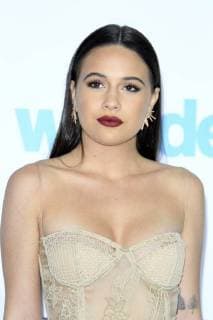 LOS ANGELES - NOV 14: Bea Miller at the Wonder Premiere at the Village Theater on November 14, 2017 in Westwood, CA  Copyright: xHPAx xIPAx xHutchinsxPhotox