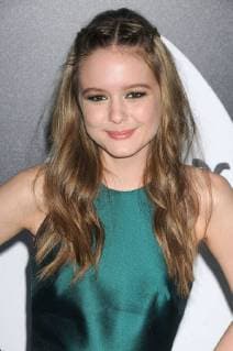 November 14, 2017 - Los Angeles, California, United States - November 14h 2017 - Los Angeles, California USA - Actress IZABELA VIDOVIC at the Wonder Premiere held at the Regency Theater Westwood , Los Angeles CA. Los Angeles United States - ZUMAf05_ 20171114_zaf_f05_040 Copyright: xPaulxFentonx