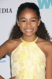November 14, 2017 - Los Angeles, California, United States - November 14h 2017 - Los Angeles, California USA - Actress MILLIE DAVIS at the Wonder Premiere held at the Regency Theater Westwood , Los Angeles CA. Los Angeles United States - ZUMAf05_ 20171114_zaf_f05_046 Copyright: xPaulxFentonx