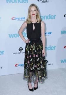 November 14, 2017 - Westwood, CA, U.S. - 14 November 2017 - Westwood, California - Erika McKitrick. Wonder Los Angeles Premiere held at The Regency Village Theater in Westwood. Photo Credit: AdMedia Westwood U.S. - ZUMAa123 20171114_zaa_a123_451 Copyright: xBirdiexThompsonx