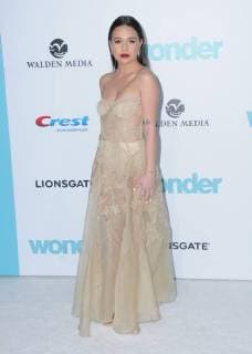 November 14, 2017 - Westwood, CA, U.S. - 14 November 2017 - Westwood, California - Bea MIller. Wonder Los Angeles Premiere held at The Regency Village Theater in Westwood. Photo Credit: AdMedia Westwood U.S. - ZUMAa123 20171114_zaa_a123_377 Copyright: xBirdiexThompsonx